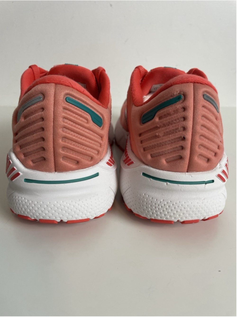 Brooks Adrenaline GTS 22 Running Shoes Womens Size 8.5 Coral Athletic Sneakers - Picture 6 of 14